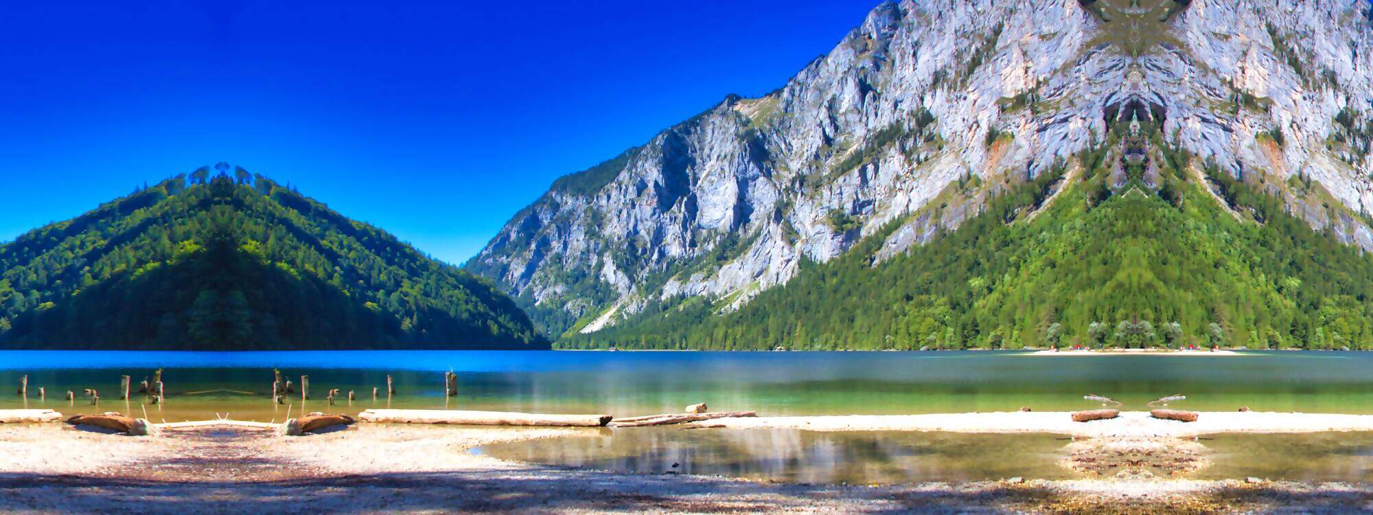 wunderschoener Platz - der Leopoldsteinersee in der gruenen Mark - die Steiermark